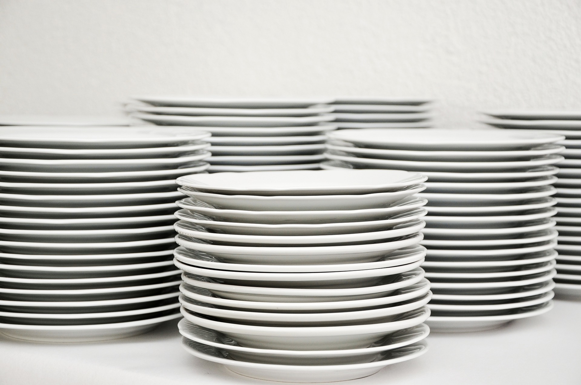Location Vaisselle  material La vaisselle peut être mis à votre disposition à 30€ pour 130 couverts, à 60€ pour 260 couverts ou à 90€ pour 390 couverts. 