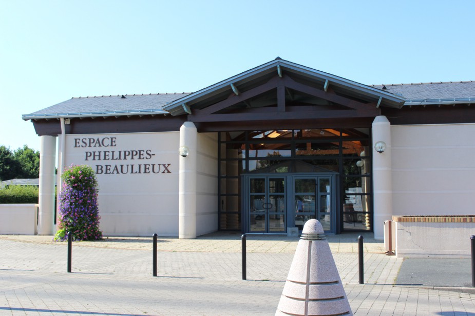 Salle des fêtes et de spectacle de l'Espace Phelippes Beaulieux à Sautron