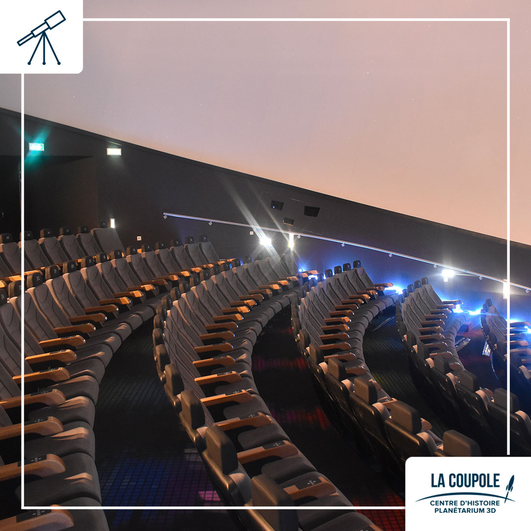 Salle du Planétarium 10K-3D - Centre d'Histoire et Planétarium 3D La Coupole